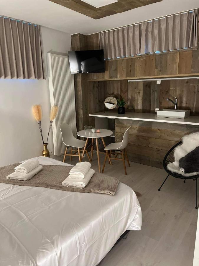 Ruime Luxe Kamer In Centrum Brugge Met Badkamer! Экстерьер фото